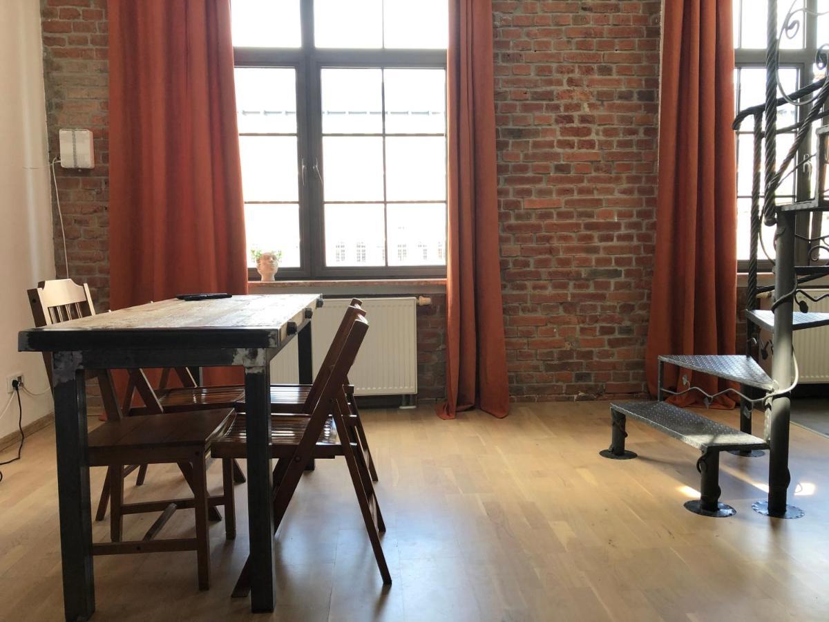 Apartament Nowy Swiat ジラルドゥフ エクステリア 写真